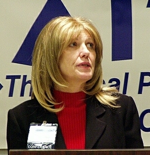 Speaker Leah Ward-Lee, host of The Executive Toolbox, makes her keynote presentation